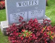 New Light Cemetery gravesite for Wolffs